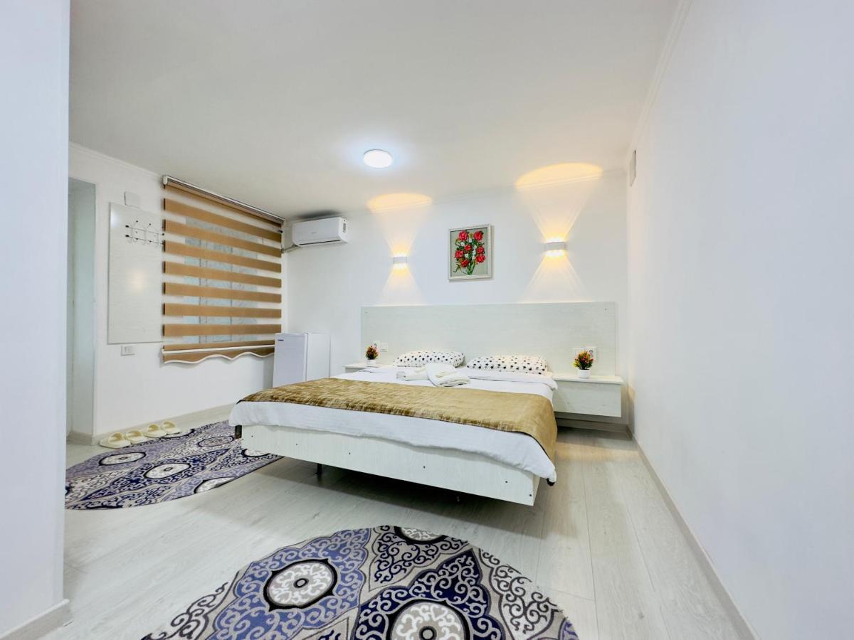 Abs Guest House אוש מראה חיצוני תמונה