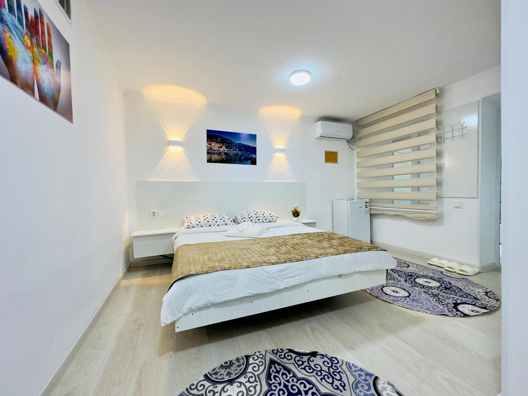 Abs Guest House אוש מראה חיצוני תמונה