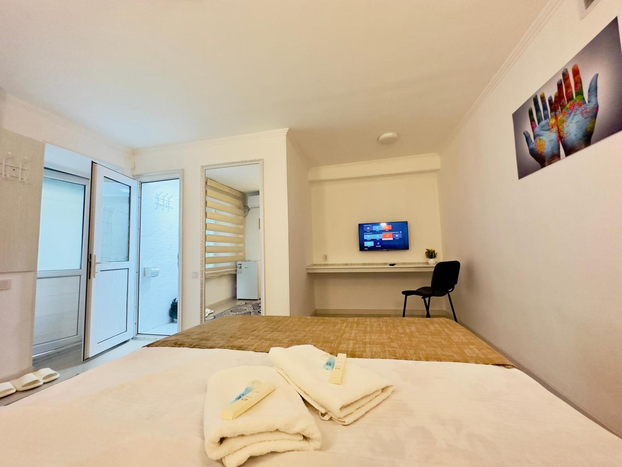 Abs Guest House אוש מראה חיצוני תמונה