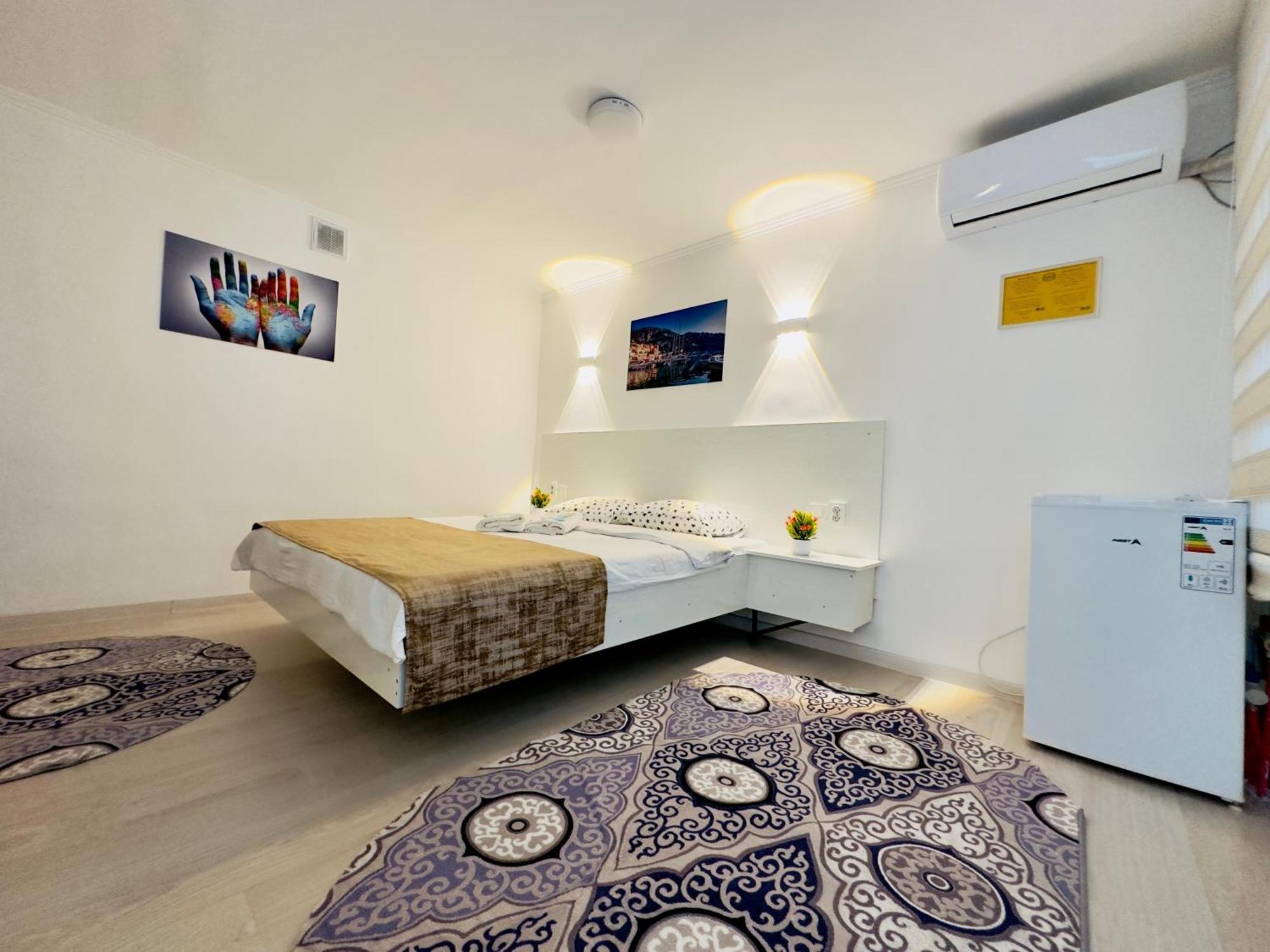 Abs Guest House אוש מראה חיצוני תמונה